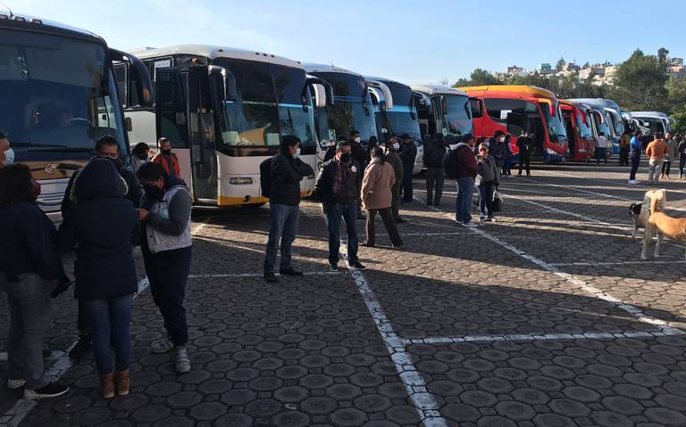 Aumenta número de autobuses para traslado de  trabajadores de la educación