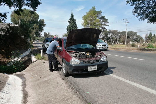 La SSC aseguró tres unidades automotoras y detuvo a una persona