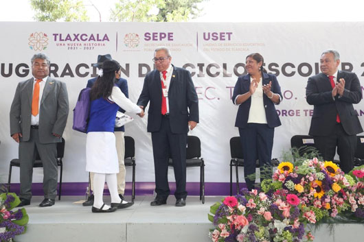 Inauguran autoridades educativas ciclo escolar 2023–2024