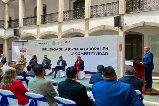 Realizó STyC conferencia magistral sobre reducción de jornada laboral