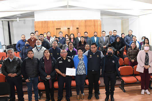 Imparte Cobat curso de prevención del delito