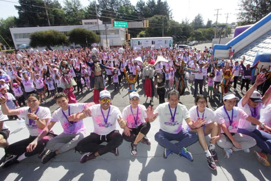 Todo un éxito la Primera Carrera de la Familia del Sistema Estatal DIF