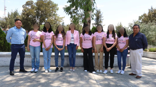 Autoridades educativas despiden a alumnas que asistirán a Olimpiada Nacional Femenil de Matemáticas