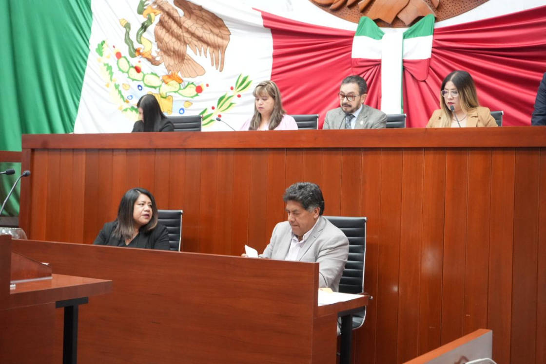 Elige LXIV Legislatura a nuevo presidente del Comité de Administración