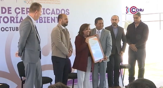 Entregó gobernadora Lorena Cuéllar certificados ambientales a organismos sustentables