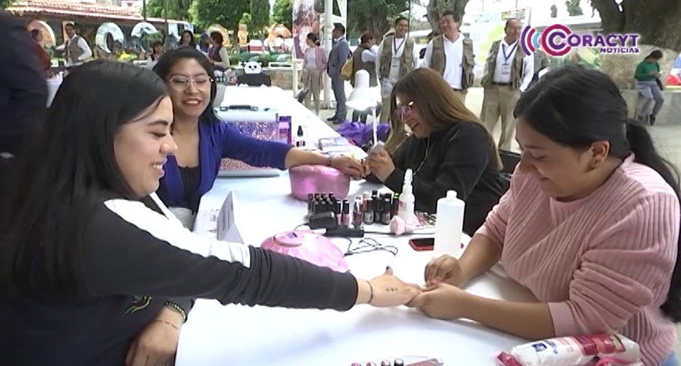 Con cursos del Icatlax, mujeres de Teolocholco mejoran sus condiciones de vida