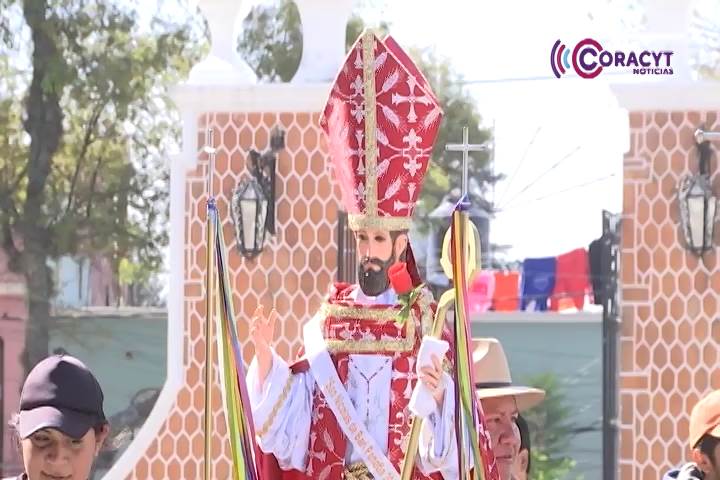 Con mucha fe, cientos de peregrinos de Panotla visitaron a la Virgen de Ocotlán 